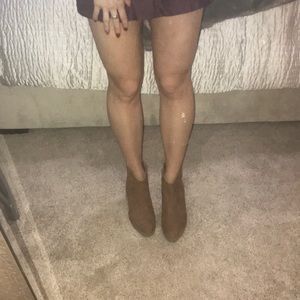 Vestique Carmel colored booties